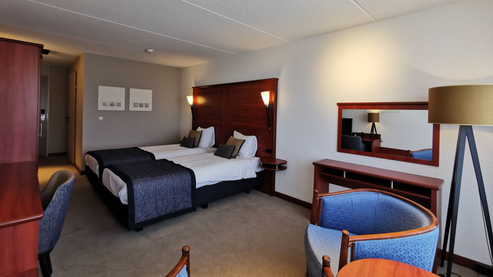 Hotel room standard at Hotel Zuiderduin Hotel Zuiderduin