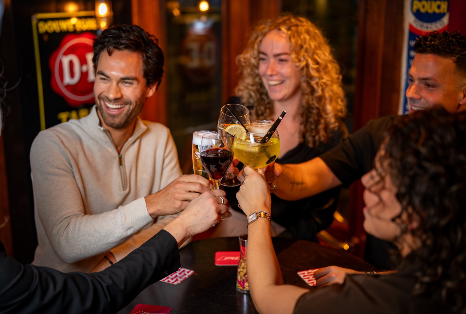 Hotel_Zuiderduin_faciliteiten_pub04.jpg