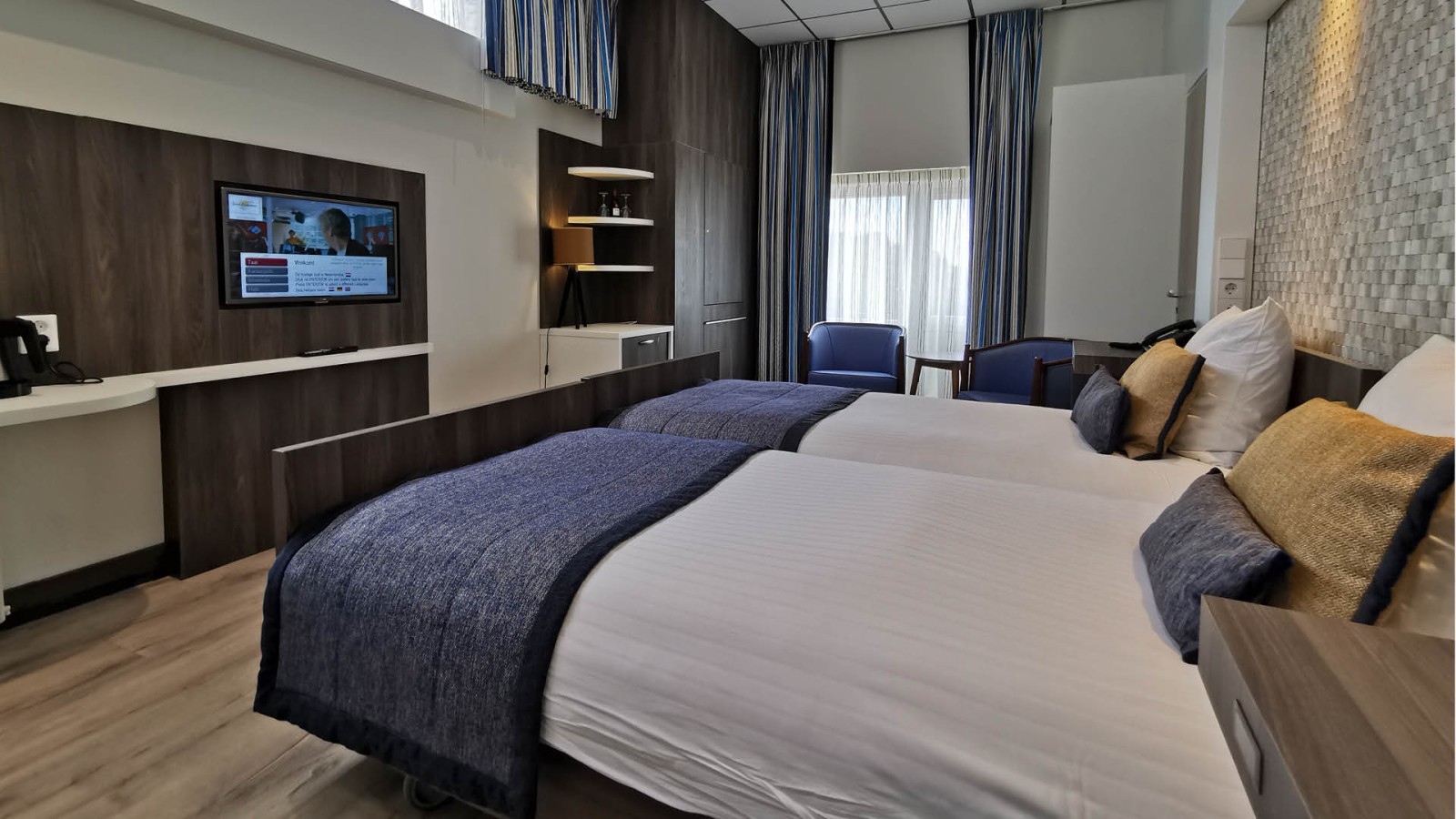 Standard room handicapped suitable - Hotel Zuiderduin