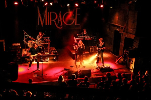 Mirage_FleetwoodMac01.jpg