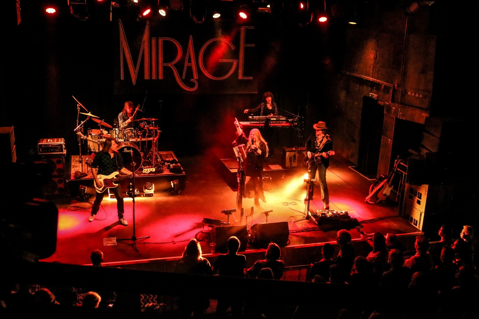 Mirage_FleetwoodMac01.jpg